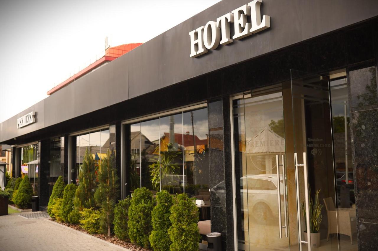 Premiere Hotel Khust Exterior photo